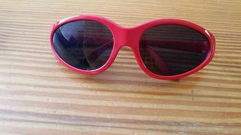 Lunettes rouge DPAM