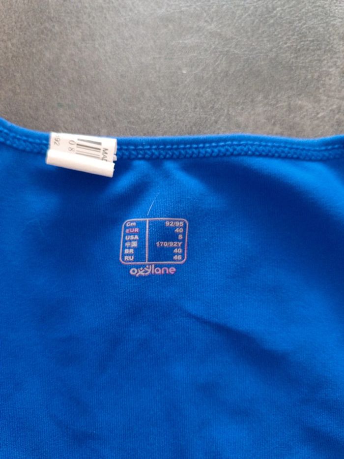 2 t-shirts - photo numéro 3