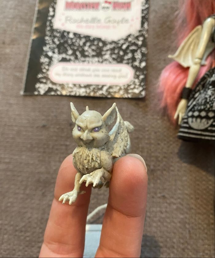 Poupée Rochelle Goyle - photo numéro 5