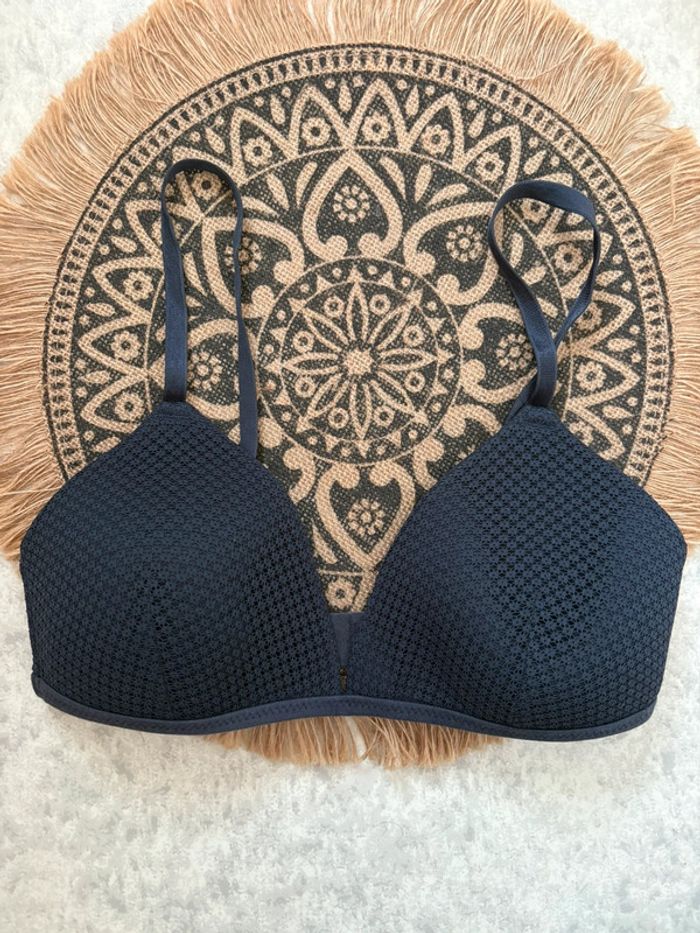 Soutien-gorge sans armatures
