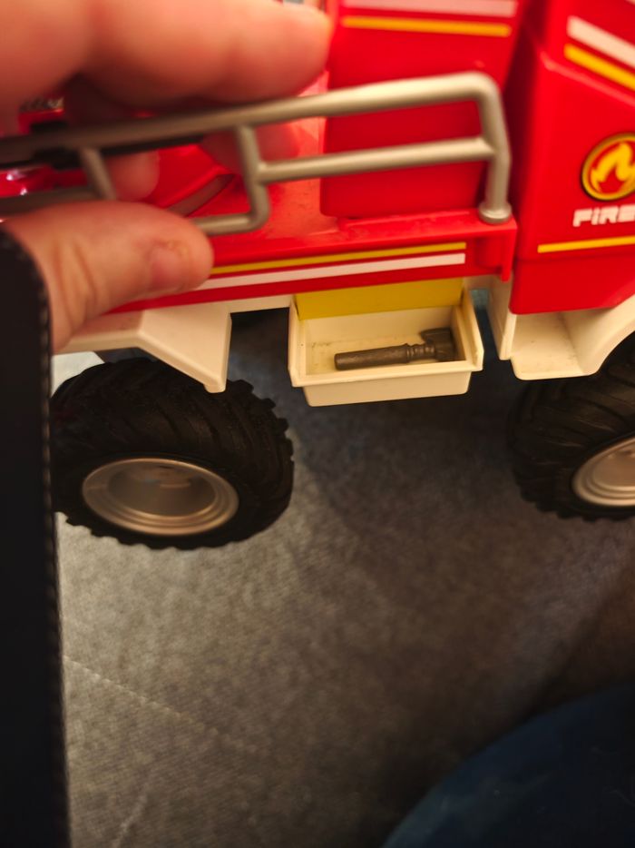 Playmobil City Action 9466 4x4 de pompier avec lance-eau - photo numéro 5