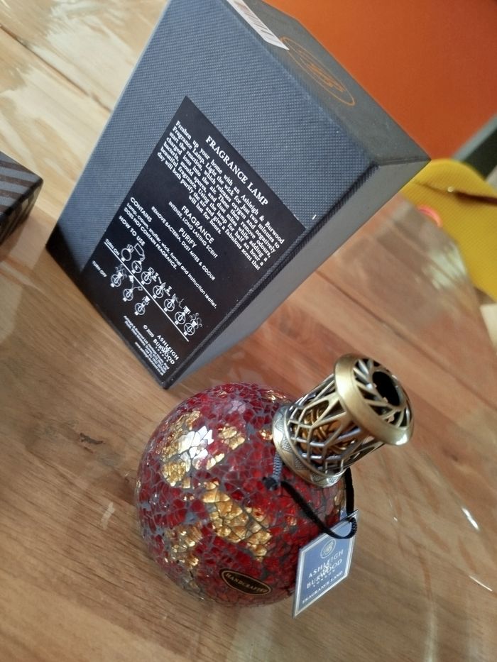 Lampe à fragrance - photo numéro 3