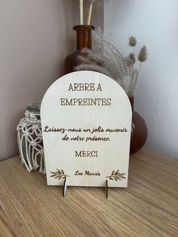 Pancarte arbre à empreintes 