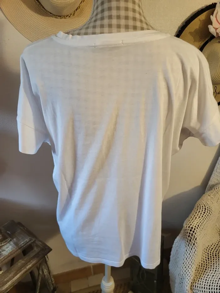 Tee-shirt - photo numéro 2
