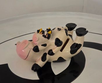 Tirelire vache rigolote en céramique  déco campagne vintage – très bon état