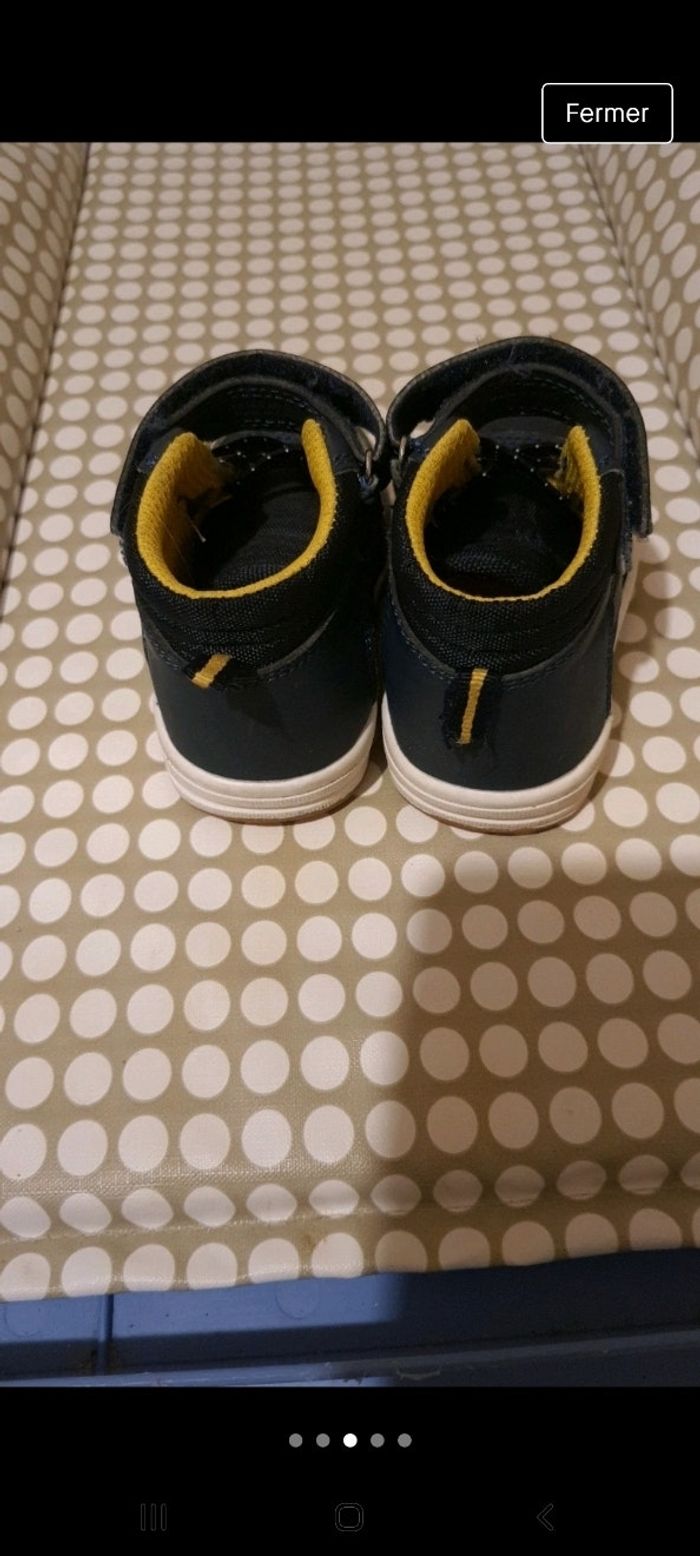 Chaussure garçon taille 20 - photo numéro 3