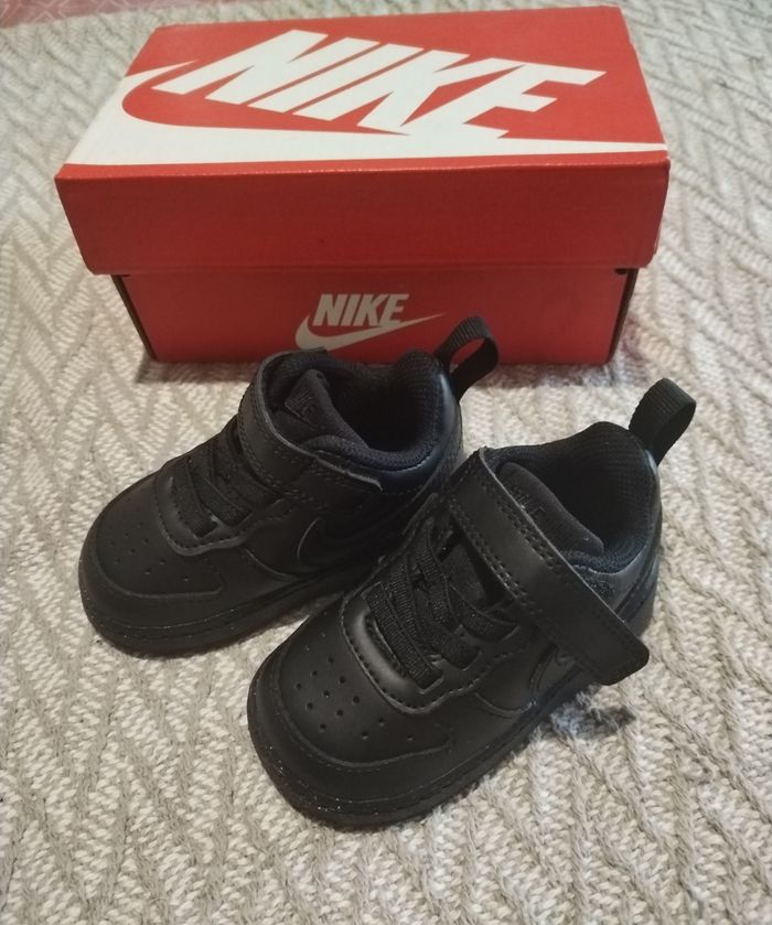 Nike bébé noires - photo numéro 3