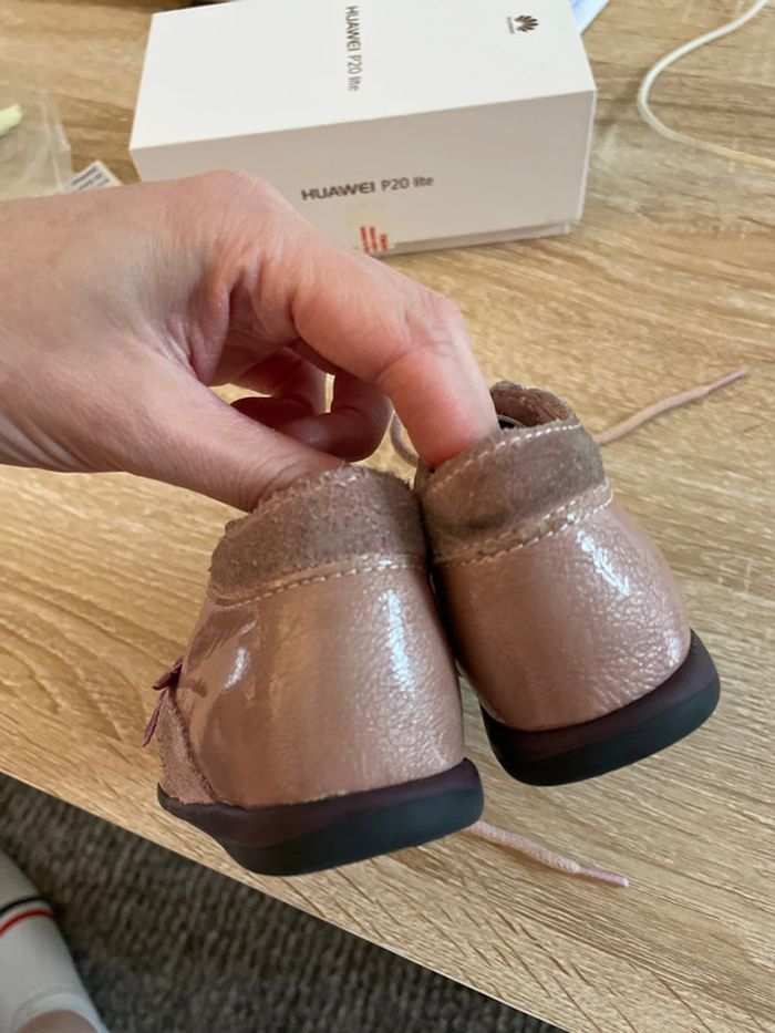 Chaussures marché vernies - photo numéro 4