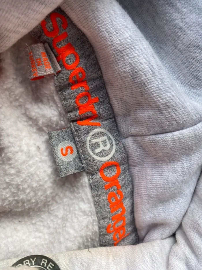 Sweat original  à capuche superdry XS Idéal 36! - photo numéro 10