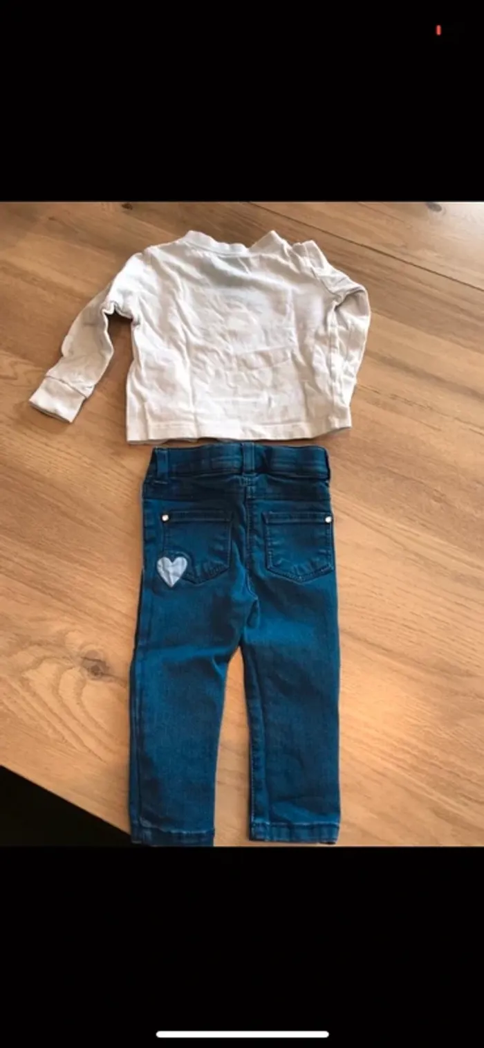 Ensemble Levi’s taille 6 mois - photo numéro 6