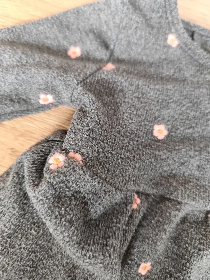 Robe grise a fleurs rose bébé fille 3/6 mois - photo numéro 2