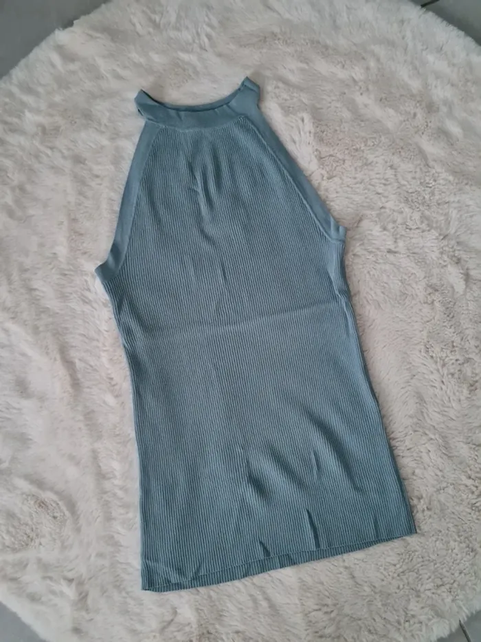 Haut manche dénudé Zara