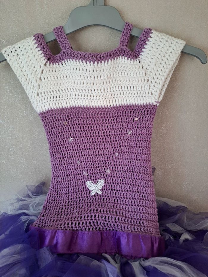 Magnifique robe faite main laine et tulle taille 7/8 ans - photo numéro 2