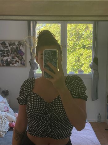 Top Kiabi noir et blanc manche bouffante taille M