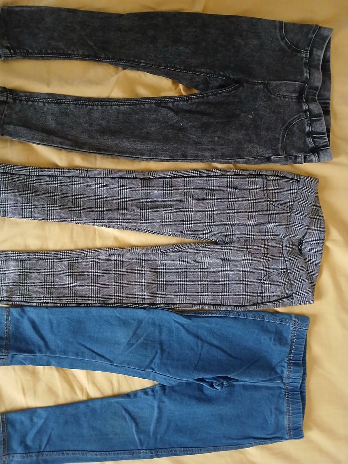 Lot de leggings pour fille taille 4ans - photo numéro 4