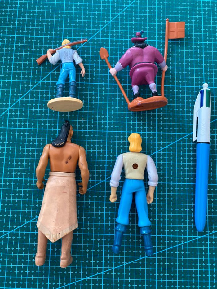 Lot Figurines Pocahontas - John Smith Ratcliffe Powhatan - Disney 90s toys vintage - photo numéro 2