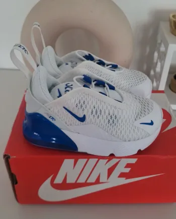 Air Max 270 taille 21 neuves
