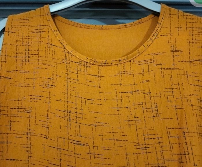 Robe longue sans manche en très bon état - photo numéro 3