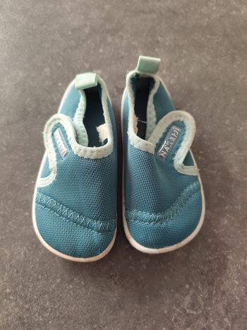 Chaussures de piscine bébé