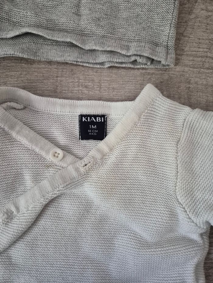 Gilets en maille lot de naissance 0 mois et 1 mois - photo numéro 3