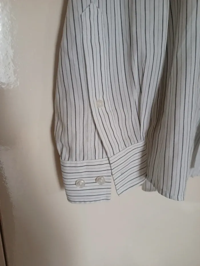 Chemise blanche rayé taille 39-40 (M) - photo numéro 3