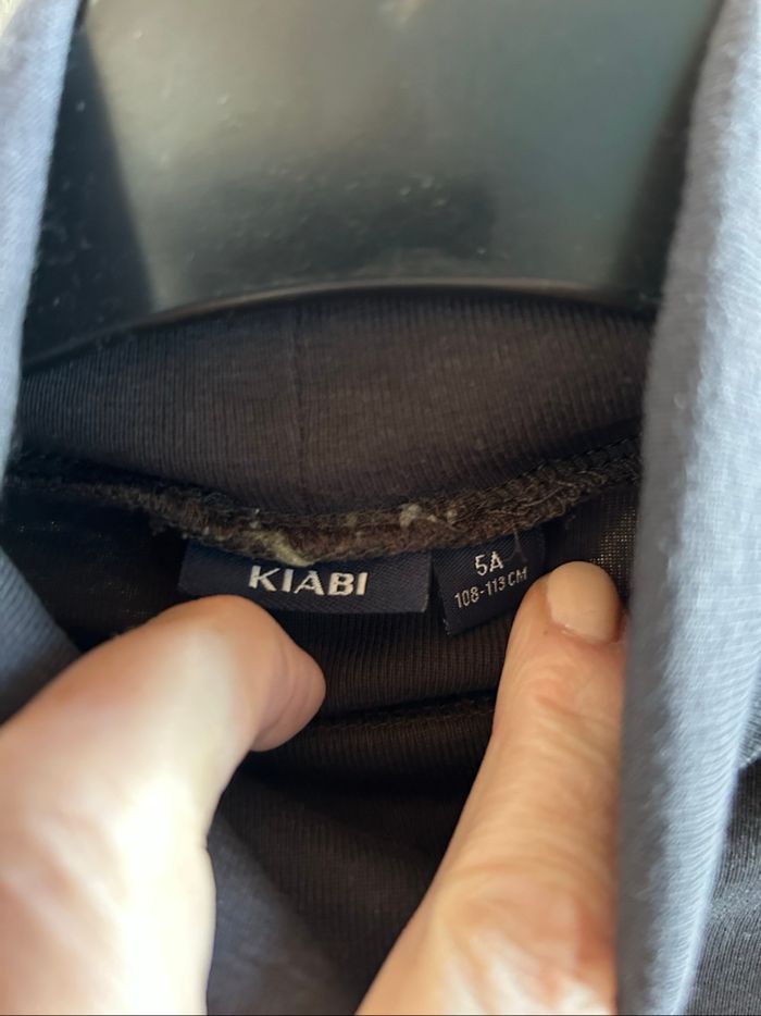 Sous pull garçon gris anthracite Kiabi - 5 ans - photo numéro 2