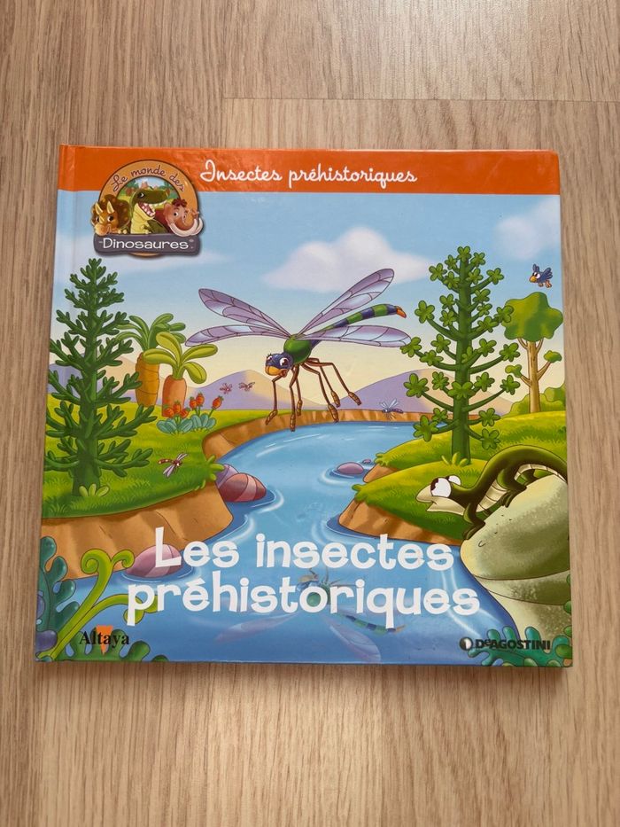 Livre le monde des dinosaures « Les insectes préhistorique »