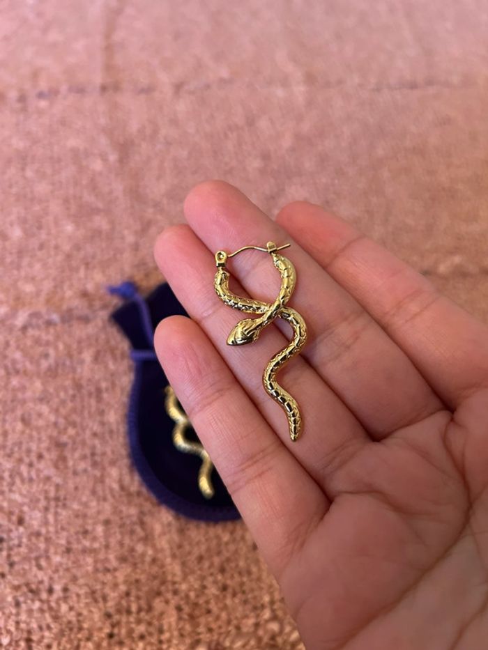 Boucles d’oreilles serpent dorée - photo numéro 7