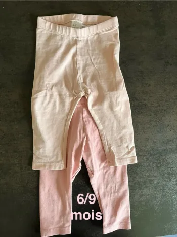 Lot 2 leggings 6/9 mois