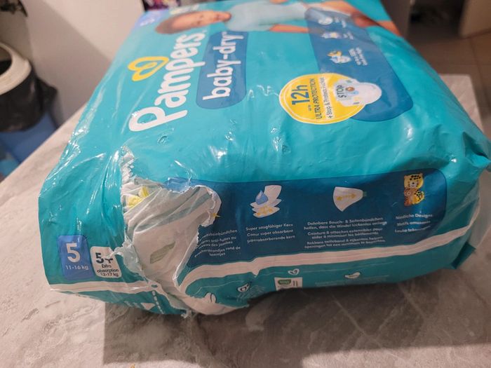 Pampers taille 5 - photo numéro 2