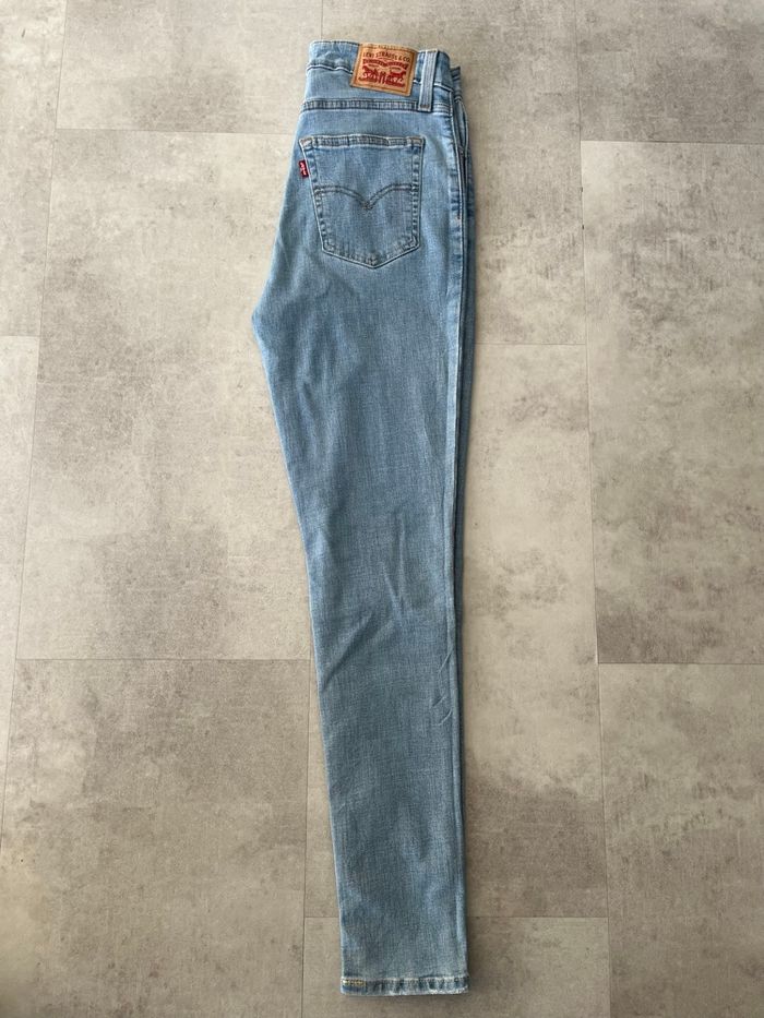 Jean Levi’s Femme – W28 - photo numéro 2