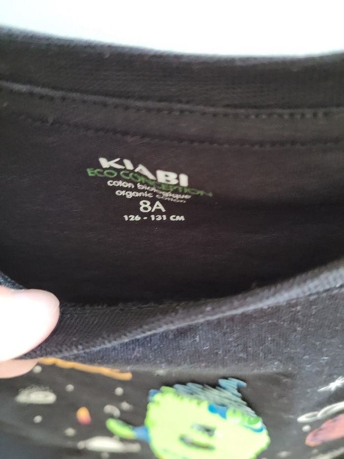 t-shirt Mlongue kiabi petit 8ans (3e) - photo numéro 4