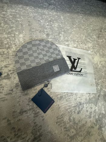 Bonnet lv gris