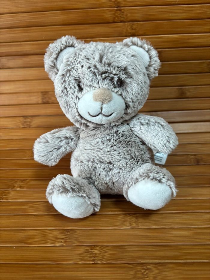 Doudou ours assis beige blanc tex baby