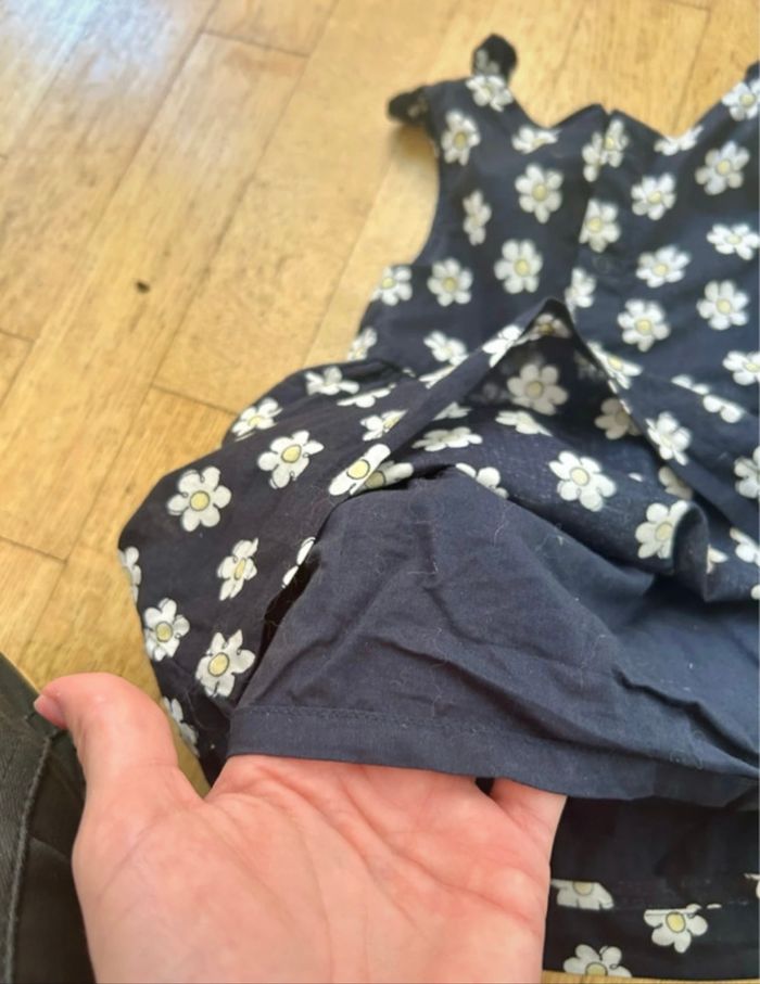 Robe Kiabi à petites fleurs pour bébé (Taille 3 mois) - photo numéro 4