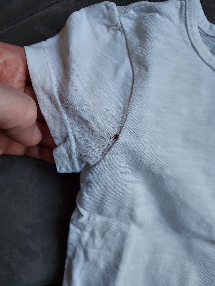 Lot tshirt 9 mois - photo numéro 8