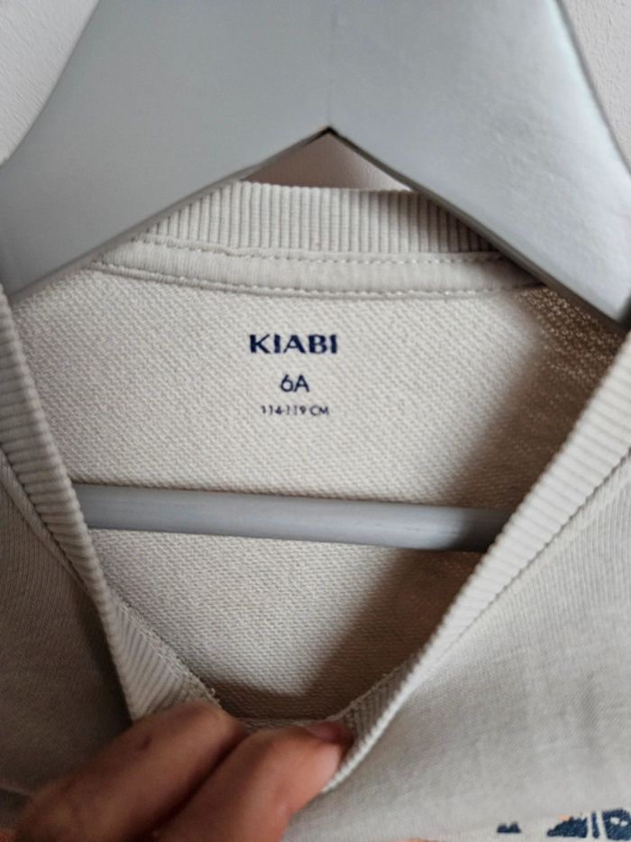 Sweat beige et saumon Kiabi 6 ans - photo numéro 4
