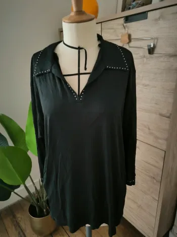 Chemise noire satinee