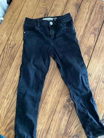 Jeans noir in extenso