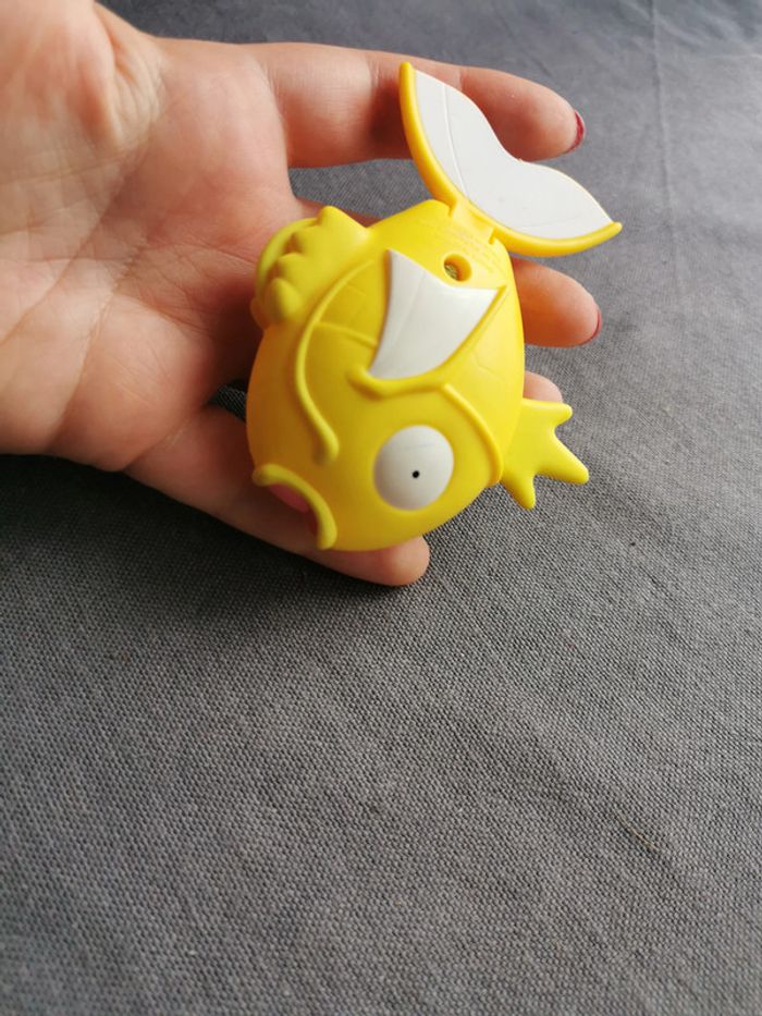 Figurine Magicarpe Pokémon jaune McDonald’s - photo numéro 5