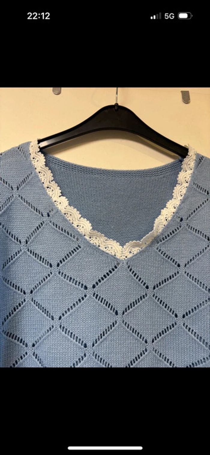Joli pull bleu clair ajouré Shein taille 38 - photo numéro 3