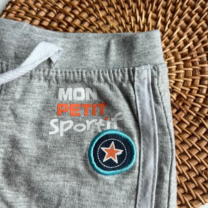 Lot 2 joggings 3 mois - photo numéro 9