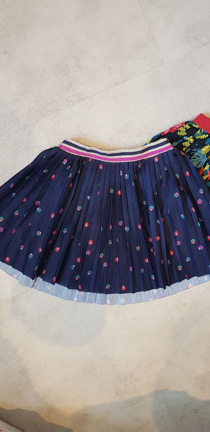 Lot 2 jupes tape à l œil 4 ans - photo numéro 2