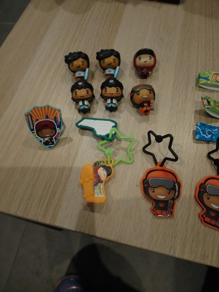 Lot de 14 cadeaux oeufs Kinder 2022 Funko - photo numéro 5