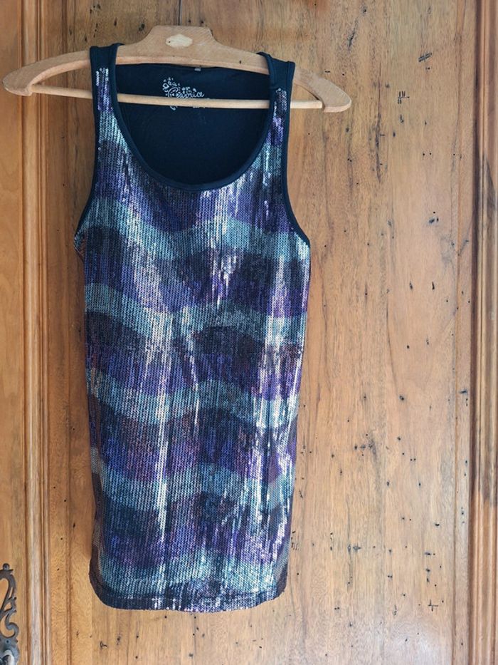 Top à sequins esprit disco parfait pour vos soirées festives