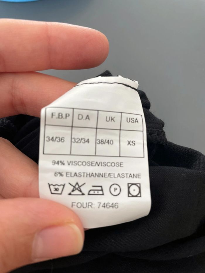 Robe sans bretelle noir - photo numéro 8