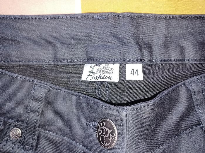 Pantalon noir - photo numéro 5