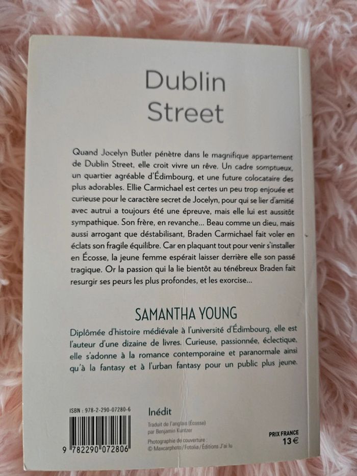 Lot livres romance - photo numéro 3