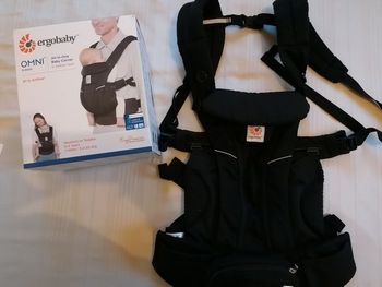 Porte bébé Ergobaby Omni Breeze Noir