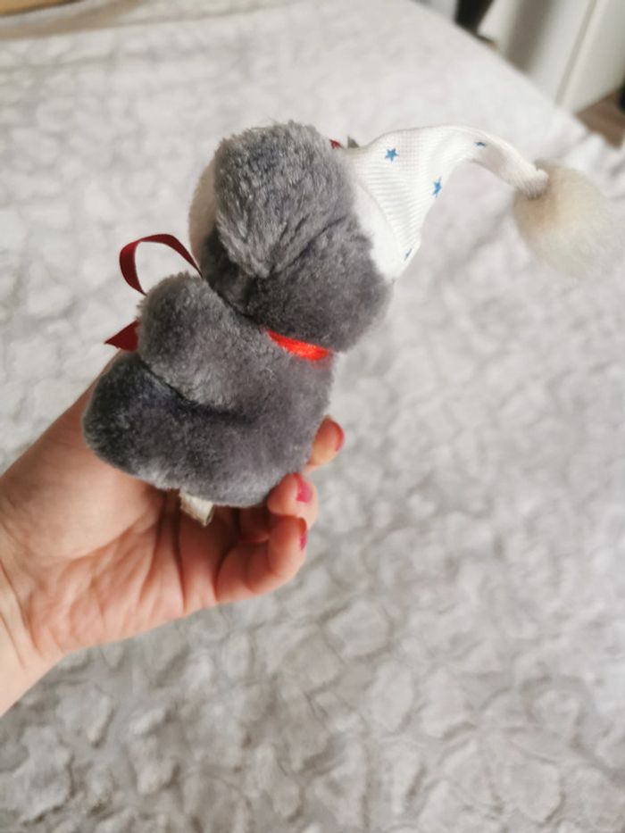 Peluche miniature souris avec le bonnet et ruban rouge - photo numéro 4